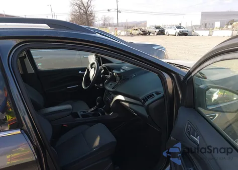 2017 Ford Escape Se z USA, uszkodzony, nr VIN 1FMCU0GD2HUB98705